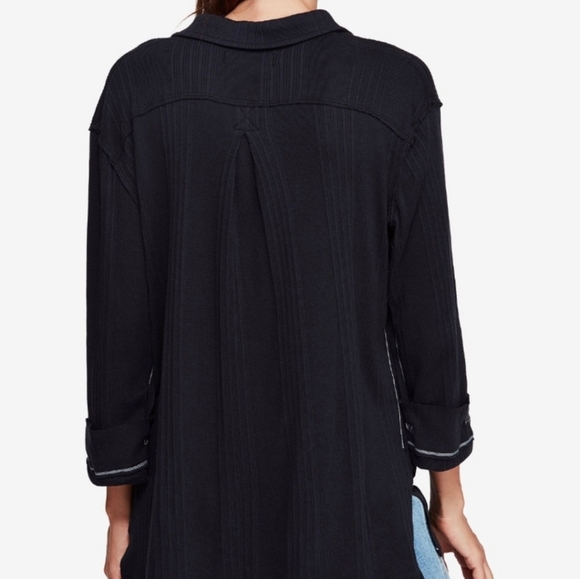 We The Free FP Annie Ribbed Collared Oversized Navy Blue Pullover Top Size Large - Picture 2 of 8